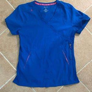 Koi lite scrub top